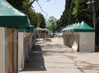Торговые палатки и шатры